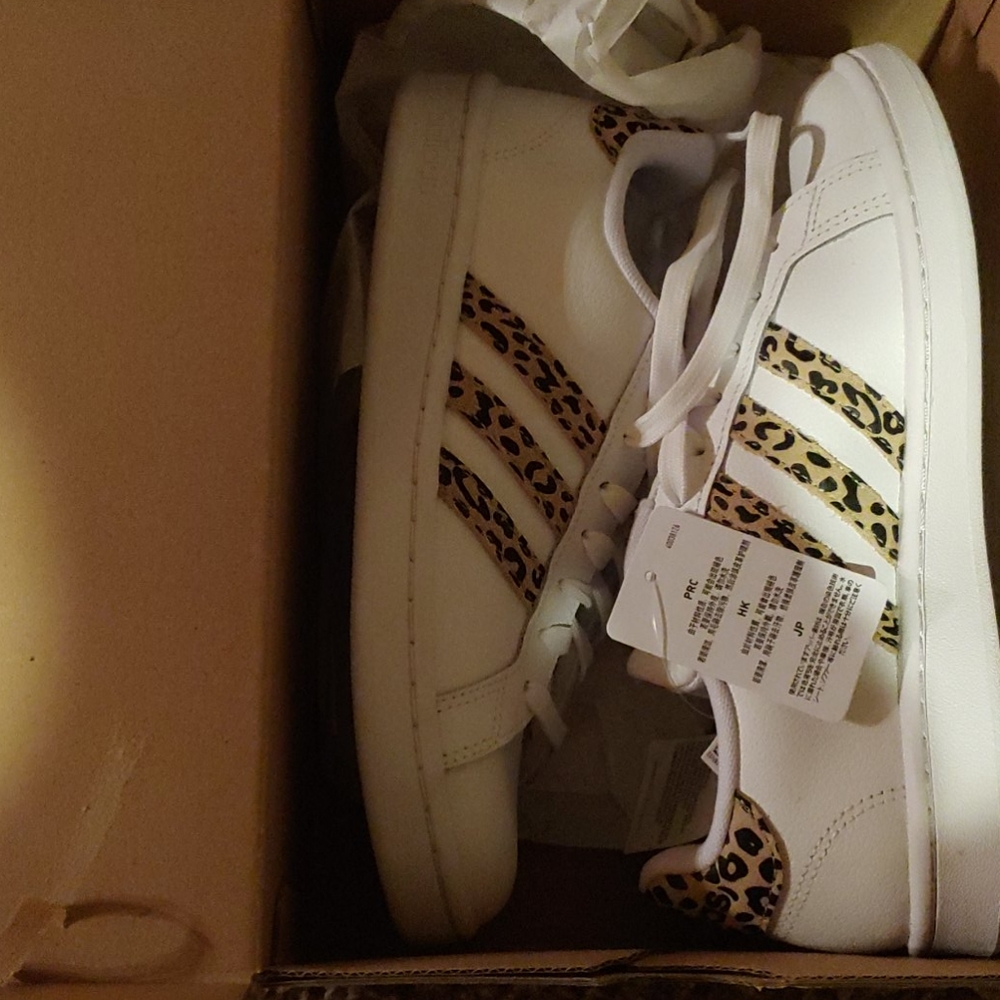 NIB Adidas Leopard Grand Court - Picture 6 of 6